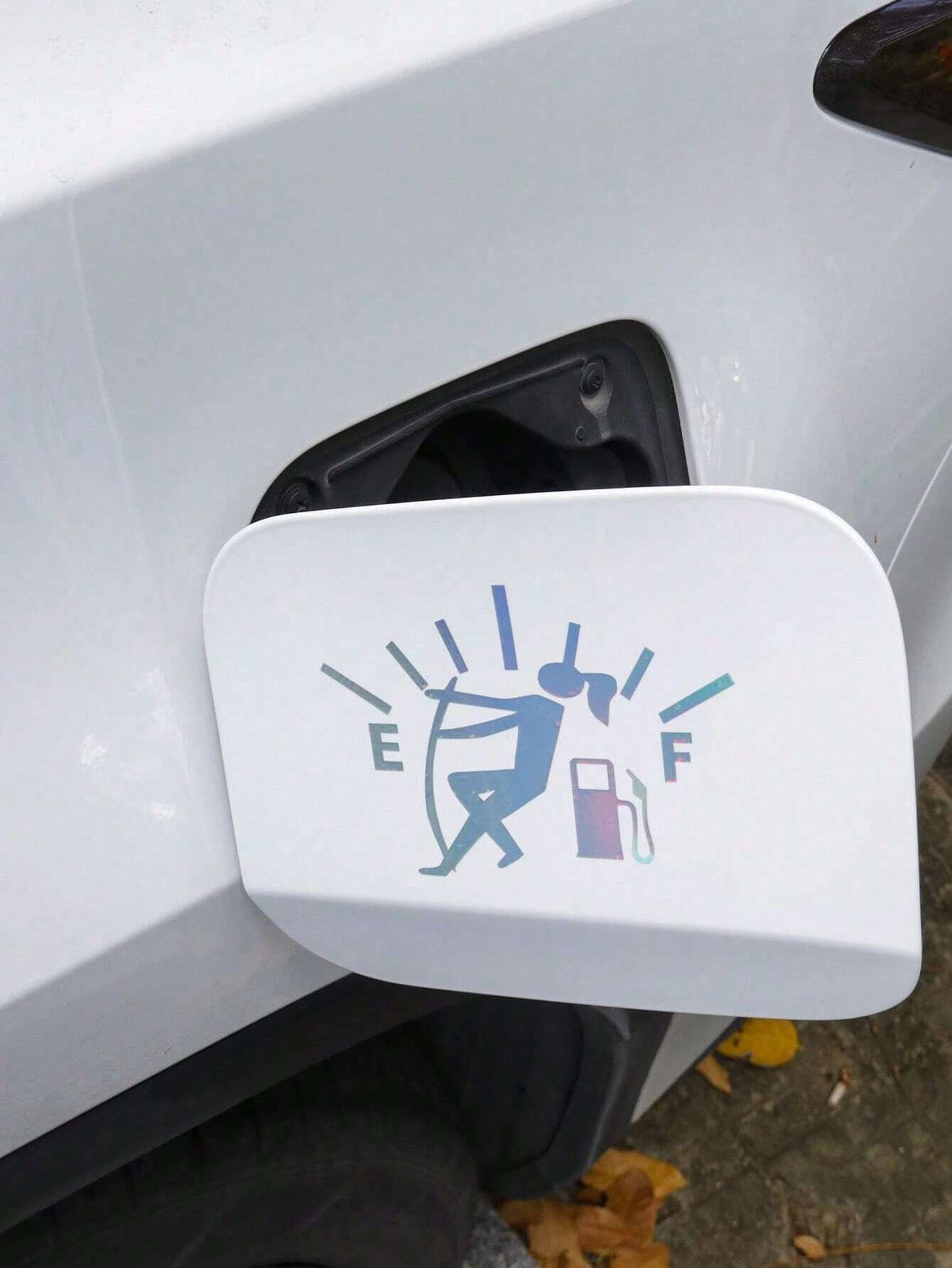 1pc ملصق للسيارة متعة شخصية تعديل خزان الوقود خدش دخن الإبداع ملصق ذيل التزود بالوقود الإبداعي | مقاس: حجم واحد