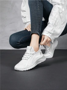 Women Tennis & Racquet Sport Shoes - White - View 5