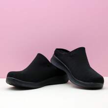 全黑一脚蹬女式运动休闲针织舞蹈袜鞋，轻质缓冲 - 黑色 - 查看 5