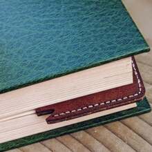 Vintage Maple Leaf Bookmark, Maple Leaf Shaped Book Page Separator, Maple Leaf Leather Corner Bookmark. - Multicolor - View 6