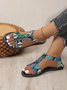 صنادل صيفية مبطنة للمرأة بحجم كبير موديل جديد 2025، مقاومة للانزلاق، برؤوس مدورة، عصرية وكاجوال