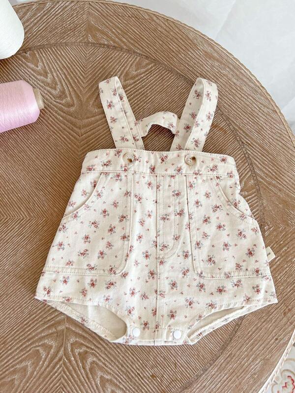 Baby Mädchen modische Overalls aus verwaschenem, weichem Denim mit Ditsy Blumen Muster