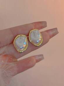 1 Pair Asymmetrical Geometric Shape Pearl Stud Earrings - Gold - View 2