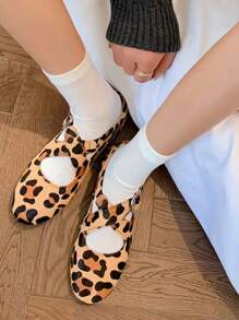 2024 New Style Round Toe Low-Cut Fashionable Buckled Leopard Print Loafers Flat Shoes, Plus Size Women's Fashionable Shoes