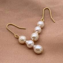 1 par de pendientes de fiesta sencillos y elegantes con colgante decorado con perla de agua dulce barroca asimétrica, estilo casual