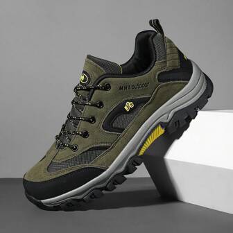 1 Pair Of Men Sports Anti-Skid Windproof Climbing Shoes With PU Mesh Low-Cut Outdoor Thick-Soled Athletic Shoes