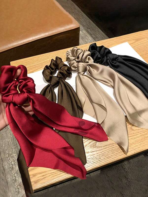 Set de 4 sujetadores de pelo de seda satinada de color negro/caqui/beige de alta gama con cinta. Accesorios para el cabello de estilo minimalista elegante y a la moda, en unicolor, adecuados para uso diario, salidas, recogerse el cabello, combinar con ropa y maquillaje, scrunchies