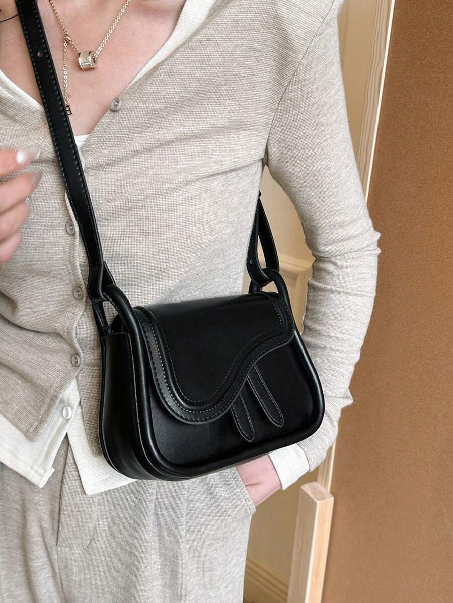 Túi đeo chéo nách màu tương phản thời trang và đơn giản