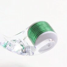 Dermaroller Transparente Verde para cuidado facial de piel con agujas para uso en barba, cabelludo, microneedling con MTS y mesoterapia. Herramientas de cuidado de piel con rodillos de microagujas con estuche. - transparente - Ver 9