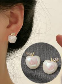topshiny 1 Pair Rhinestone Studded Shiny White Iridescent Pearl Apple Stud Earrings, Simple And Fresh Design Jewelry For Women