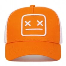1 chapeau de baseball brodé de souriant pour homme à la mode chapeau de camionneur pour loisirs et protection solaire en plein air, adapté pour les vacances de printemps et d"automne à la plage.