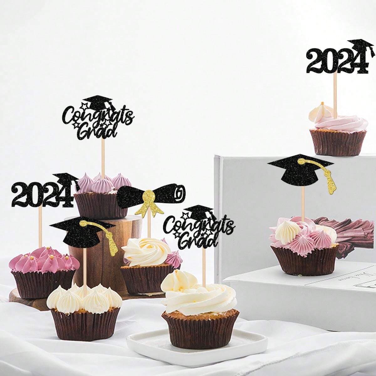 12Pcs 2024 Graduation Cupcake Toppers Glitter Class Of 2024 Graduation