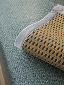 1pc Plaid Pattern Sofa Cushion Cover, Modern  Style Polyester Fiber Cooling Ice Silk Rectangular Slip-Resistant Sofa Pad Is Suitable For Home Office Living Room Bedroom, Summer