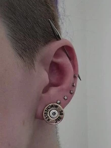 1 Pair Vintage Style Carved Circular Stud Earrings - Yellow Gold - View 2