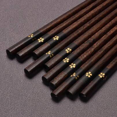5-Leaf Flower Printed Wooden Chopsticks, Japanese Style Craftsmanship, Household Dining Utensil Set