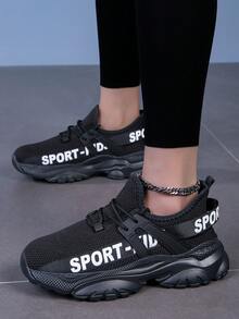 Tênis Feminino de Malha Respirável, Confortável, Leve e com Sola Grossa e Listras com Letras para Uso Casual