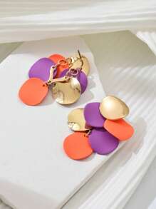 2pcs Fashion Minimalist Geometric Circle Metal Sheet DIY Combination Multi-Color Leopard Print Crafted Earrings, Suitable For Women For Party, Date Night, Daily Wear. The Metal Surface Is Hand-Painted, There May Be Small Imperfections, But It Looks Beautiful.