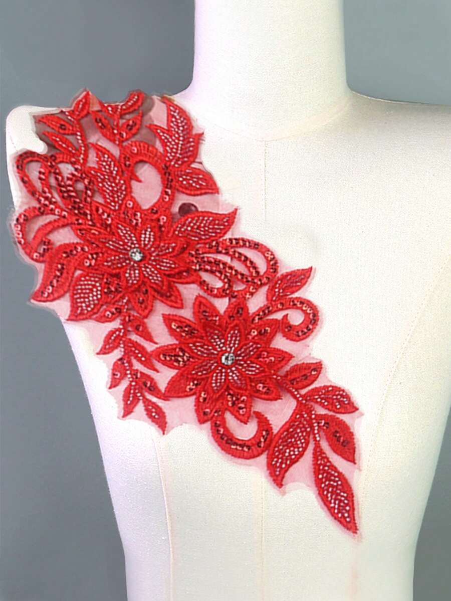 Colorful 3D Embroidery Applique With Beads For Wedding Dress Formal Dress Mesh Lace DIY Performing Clothing Accessories Embroidered Flower. Length: 31CM, Width: 16CM.