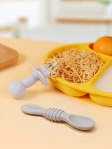 KUNT 1 Set de utensilios de alimentación multifuncionales de silicona para niños, tenedor y cuchara de silicona con diseño de oso, adecuado para el entrenamiento diario de bebés - Gris - Ver 2