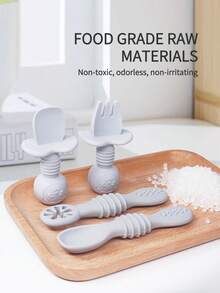 KUNT 1 Set de utensilios de alimentación multifuncionales de silicona para niños, tenedor y cuchara de silicona con diseño de oso, adecuado para el entrenamiento diario de bebés - Gris - Ver 3