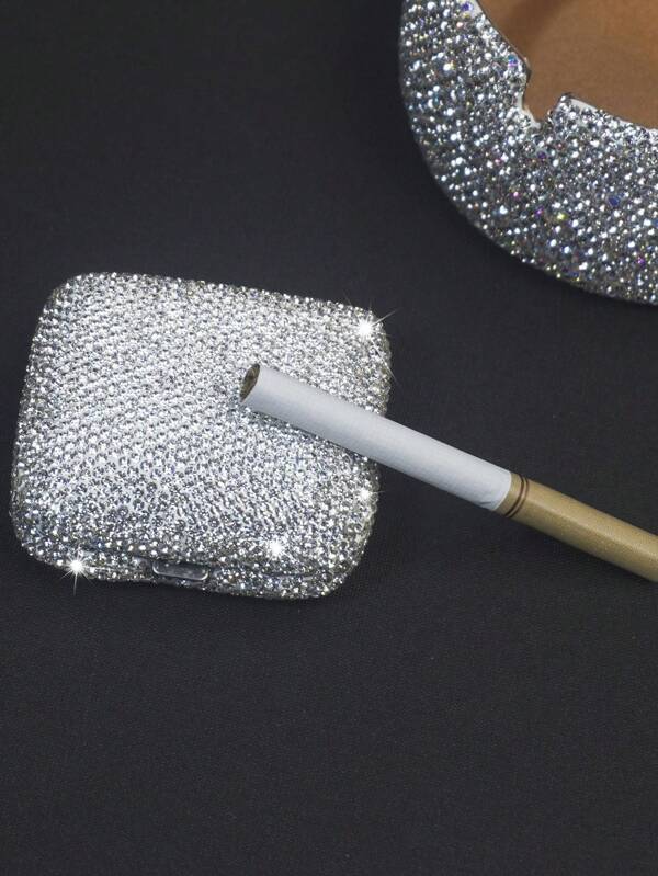 1pc/2pcs Mini 2.32/2.13/0.79IN Stainless Steel Ashtray With Leaf-Shaped Ash Tray, Shiny Glass Rhinestones, Rhinestones, Portable Ashtray, Outdoor Pocket Ashtray, Creative Car Smoking Accessory, Fashionable & Attractive