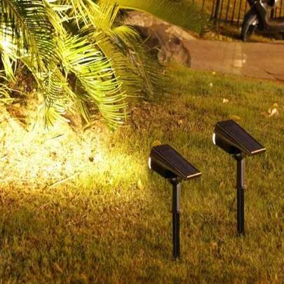 1 đèn rọi 7 bóng LED chạy bằng năng lượng mặt trời, đèn sân vườn chống nước đổi màu, đèn cảnh quan tự động bật/tắt có thể điều chỉnh, thích hợp cho sân trong biệt thự, ngoài trời, hiên nhà, vườn, đường lái xe, khu vực hồ bơi, đèn tường năng lượng mặt trời trang trí Halloween, Giáng sinh, Quà tặng Lễ Tạ ơn