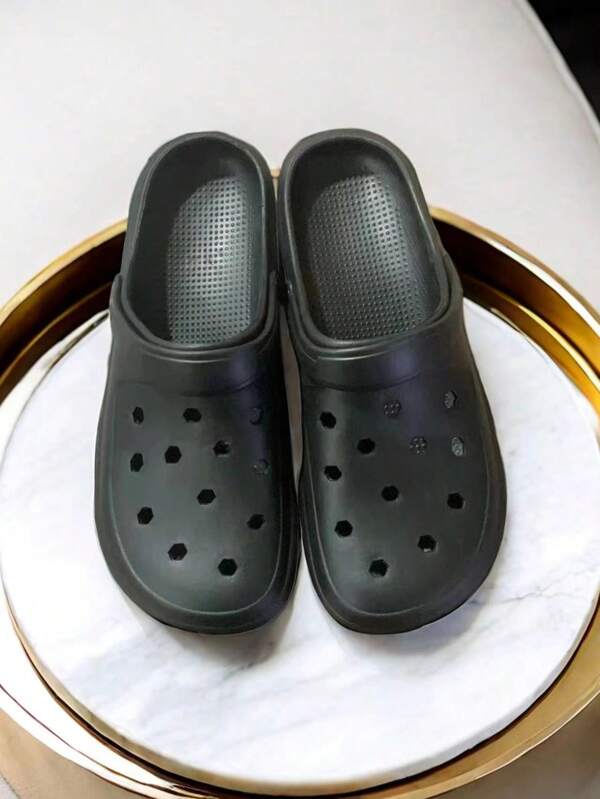 Sandali estivi per donna alla moda con fori, stile coreano INS design semplice in colore pieno, ciabatte antiscivolo dal cuore femminile con soletta spessa, adatta per uscite in coppia, con punta aperta.