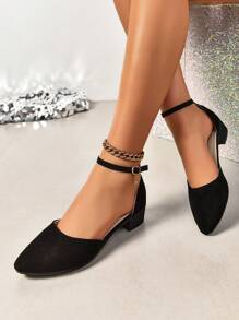 Zapatos de tacón alto sexy y hermosos para mujeres con punta y correa de hebilla, con tacón grueso y detalles de calado, adecuados para ir de compras y asistir a fiestas nocturnas, color negro