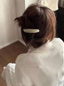 1pc Women Stylish And Minimalist Fashion Hair Clip With Shiny Marble Surface, Graceful Elegant And High-End Elliptical-Shaped Design Suitable For Daily, Festival, Party, Outdoors, Or As A Gift For Friends And Family Claw Clips Hair Claws Hair Barrettes, School Stuff, College, Hair Accessories