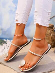 女式時尚休閒純色條紋扁平涼鞋，設有腳趾環設計，非常適合海灘、度假、戶外活動