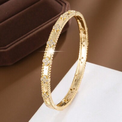 1pc Fashion Personalized Four-Leaf Flower Arrangement Design Cubic Zirconia Inlaid Women's Bracelet, Valentine's Day Gift