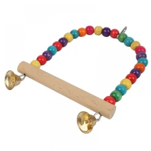 Ensemble de jouets pour oiseaux Ensemble de jouets à mâcher pour perroquets Balançoire Suspension Station Pont Jouet Combinaison Ensemble Jouets Accessoires de Cage pour Oiseaux en Bois Durables Perchoir pour Perroquets Jouet à Balançoire Oiseaux Perles colorées Fournitures pour Oiseaux Cloches Jouets Balançoires Suspendues pour Cage
