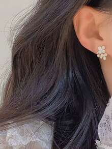 1 đôi bông tai hình hoa đính ngọc trai nhỏ thanh lịch để xỏ lỗ tai [Y779] - hoa ngọc trai trắng - Xem 3