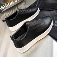 Men's Low-Cut Fashionable Casual Sports Shoes - Black and White - View 3