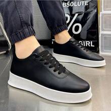 Men's Low-Cut Fashionable Casual Sports Shoes - Black and White - View 1