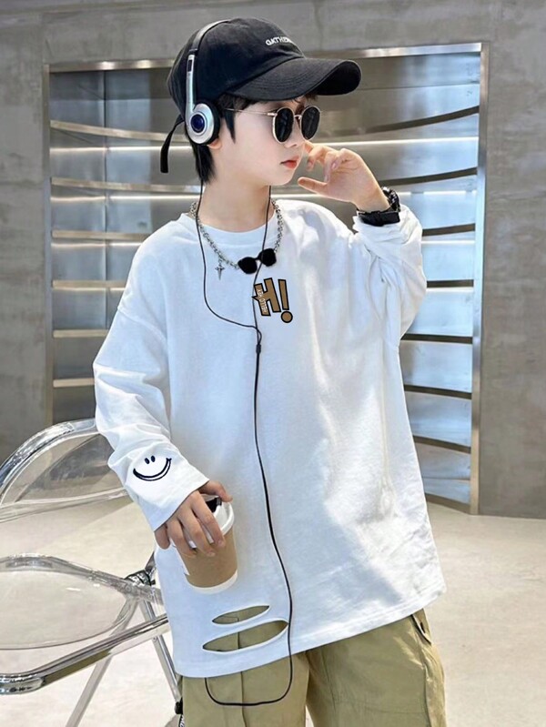 Lockeres T-Shirt für Tween Jungen im Frühling, neumodisch, mit Emoticon- und Buchstaben Muster, Used-Look und überschnittenen Schultern