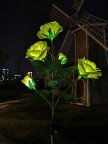 1pc 5-Rose Solar Powered Lights, Outdoor Decorative Garden Pathway Lights, LED Fairy Lights For Yard, Party, Holiday, Birthday, Home Decor, Proposal Gift