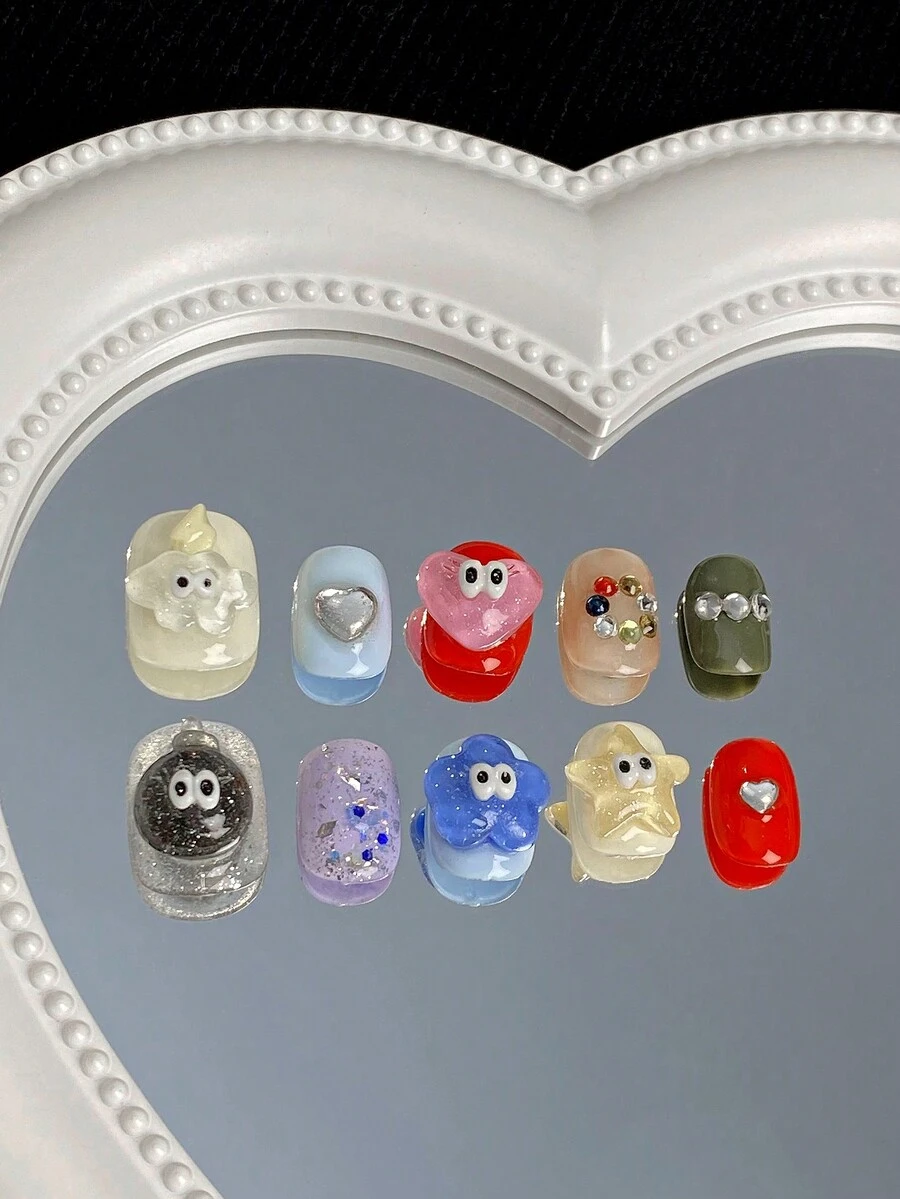 Lindas uñas postizas cortas de 10 piezas con diseños de estrellas, corazones y diamantes de imitación de colores, perfectas para fiestas, bailes y uso diario - Multicolor - Ver 1