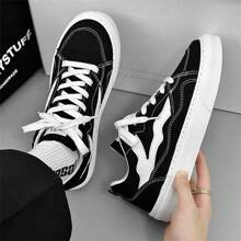 2025 New Breathable Canvas Shoes For Men, Fashion Spring/Summer Thin Style Skateboarding Shoes, Thick Sole Anti-Slip Versatile Casual Student Sneakers [Runs Large]