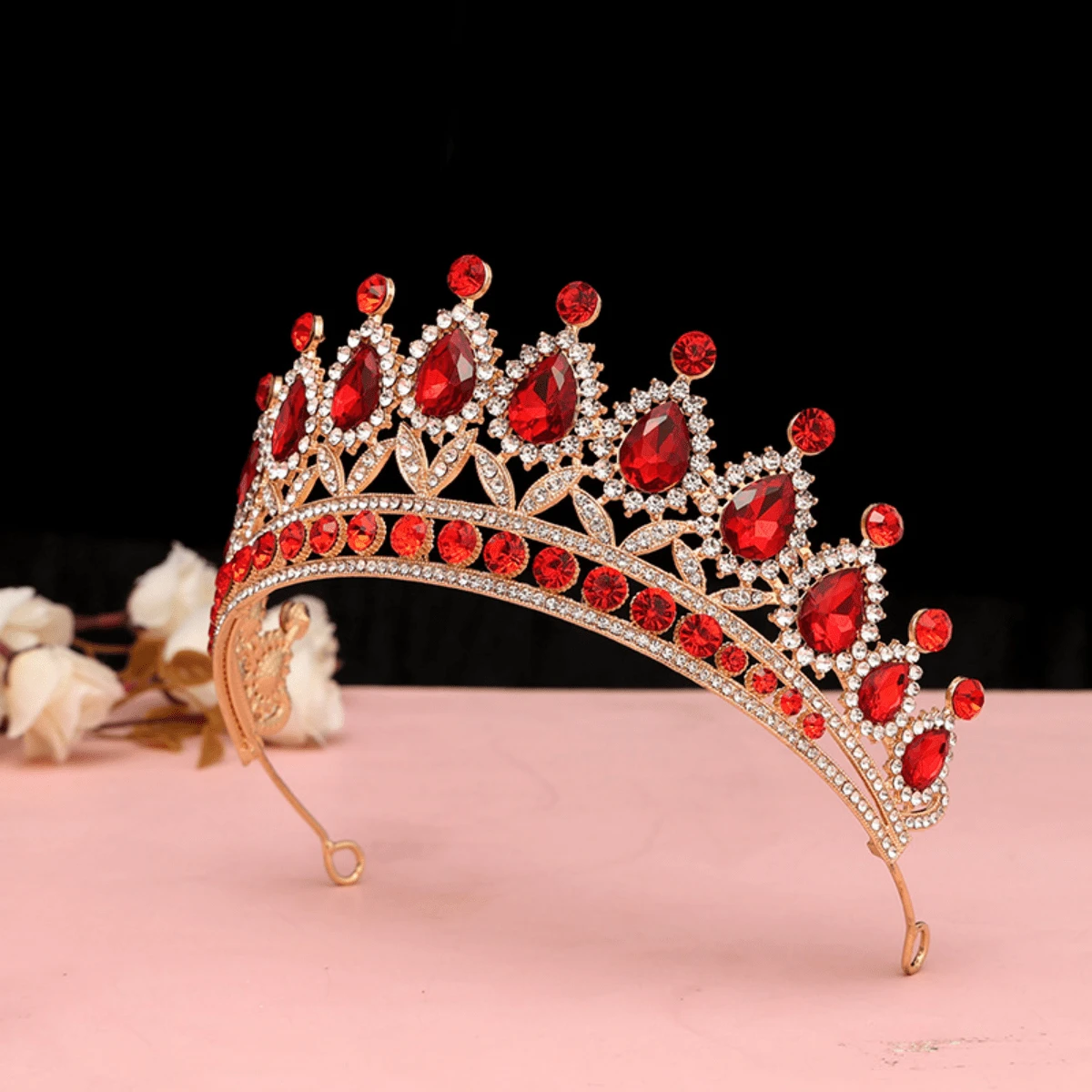 1 Stück champagnerfarbener Legierungs- und Strass-Mädchenkrone als Haaraccessoire, glänzender und luxuriöser Hochzeitskopfschmuck geeignet für Festivals, Tanzpartys, Aufführungen und Geburtstagsdekoration, Valentinstag Accessoires - rote Krone - Übersicht 1