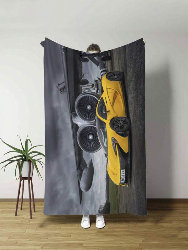 1 pièce Serviette de plage surdimensionnée respirante imprimée de voiture de course jaune, serviette de bain douce et légère à séchage rapide, super absorbante, essentiel de plage pour les voyages d'été, les vacances et la décoration de salle de bain