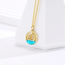 Un collar de moda para damas de estilo europeo hecho de cobre delicado y adornado con diamantes de imitación coloridos