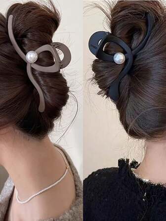 1個 ファッション エレガントデザイナー ブラック フロスト フェイクパール ヘアクリップ レディース 上質な髪 デイリー装飾 ギフト ヘアアクセサリー ヘアクリップ ヘアジョーカバー ヘアクランプ ヘアクラッチ ヘアキャッチャークリップ、クロウクリップ 秋冬 ウーマンの休暇アウトフィット用ヘアアクセサリー