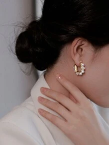 1 Đôi Bông Tai Ngọc Trai Thanh Lịch Ngọt Ngào Nhẹ Nhàng, Bông Tai Hình Tròn Hợp Thời Trang, Khuyên Tai Độc Đáo Với Cảm Giác Cao Cấp Và Khí Quyển, Thích Hợp Cho Các Bạn Gái Đeo Hàng Ngày - bông tai ngọc trai - Xem 3