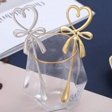 1只不鏽鋼茶匙,具有心形和蝴蝶結形狀的手柄,適用於咖啡、奶茶、酸奶、甜點等 - 金色 - 查看 3