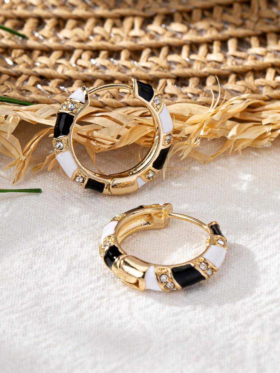 Nifeier Anting melingkar - Hitam dan Putih - View 1