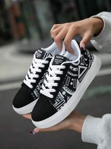 女士休闲运动鞋，带有随机几何印花，舒适，男女通用，适合户外运动、徒步旅行、日常穿着、情侣鞋 - 黑色 - 查看 4