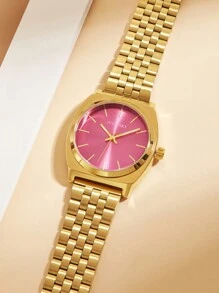 JULYSKY Une montre en acier inoxydable doré à la mode et simple avec un cadran rayé et un mouvement à quartz, convient comme cadeau de vacances