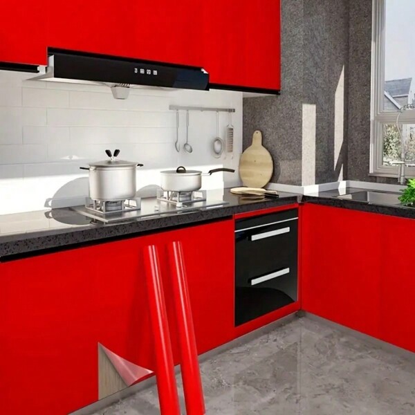 1 rouleau de 196,8 papier peint autoadhésif rouge brillant, membrane abdominale épaissie en PVC, résistant à l'eau, aux salissures, à la chaleur élevée et aux graisses. Convient pour la rénovation de la cuisine, des meubles, du salon, de la salle de bain. Papier peint facile à nettoyer et à décoller. Panneaux muraux amovibles, papiers peints, articles décoratifs de printemps pour rafraîchir votre maison, autocollants de décoration Rama