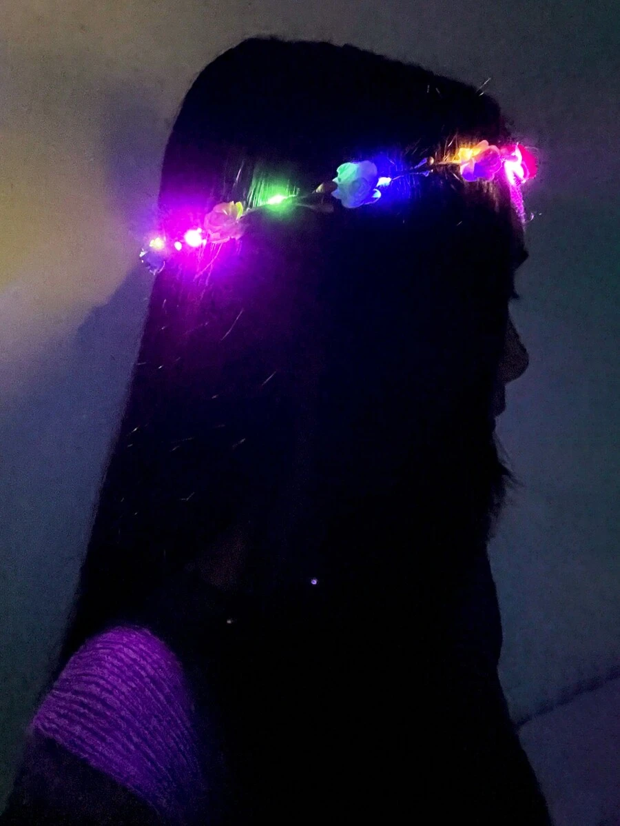 1 buc Coroană de flori cu lumină LED pentru femei cu 3 moduri, Accesoriu de păr romantic și la modă cu flori 3D pentru cosplay și petrecere de Ziua Îndrăgostiților, Tiara de păr, Ghirlandă de costum, Coroană de facultate